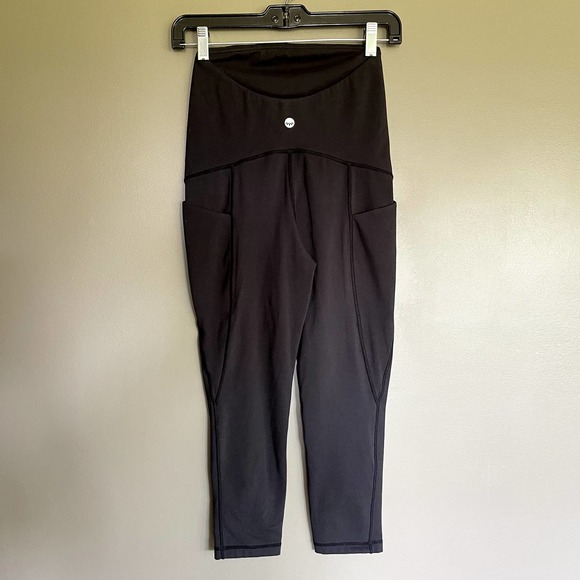 Senita Athletics Mamacita Maternity Capris in Black Size XS Gym Athletic Sporty - Picture 11 of 15